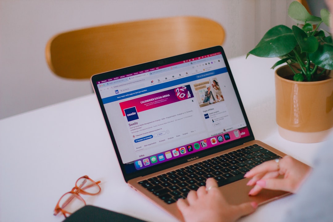 Branded Short URLs for Cold Email: Boost Deliverability & Clicks