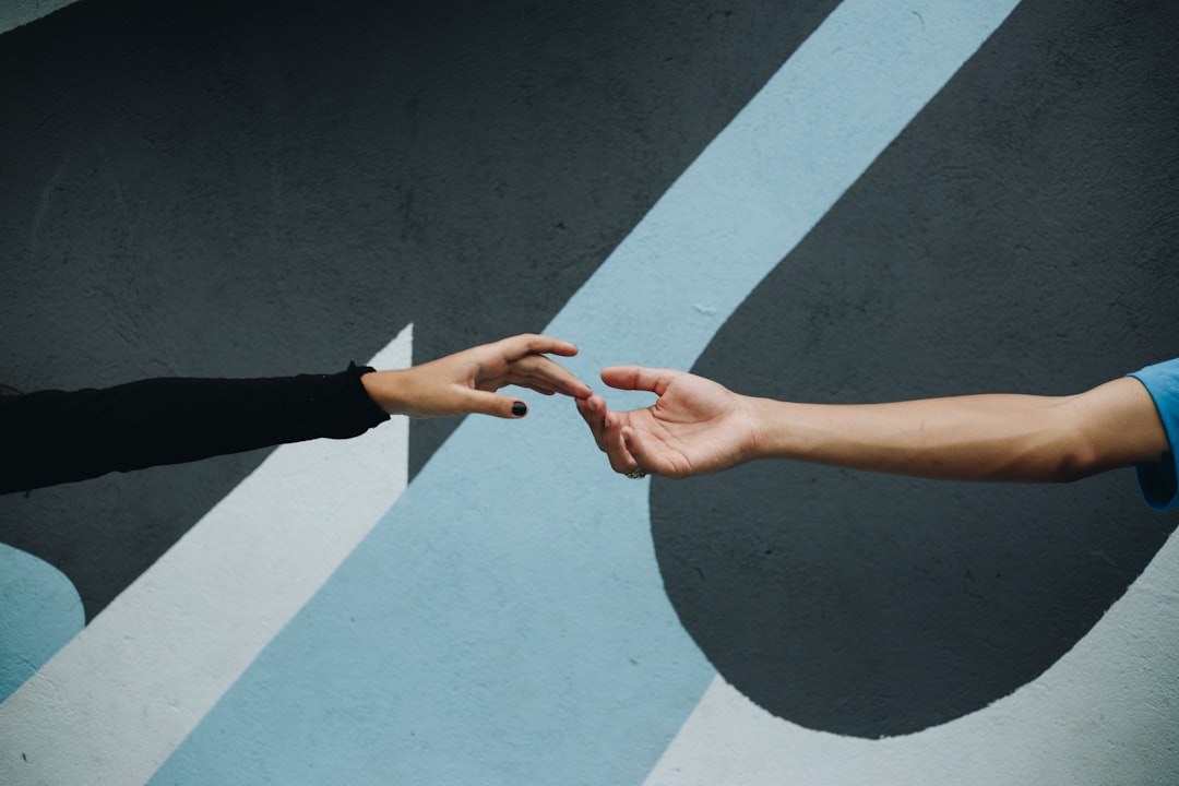 Branded Short URLs vs. Bitly: The Real Trust Factor in B2B