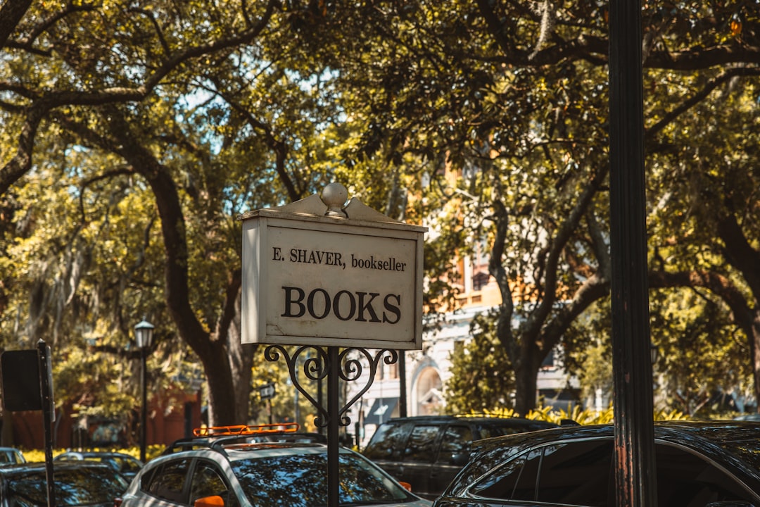 Level Up Your Airbnb: Short URLs & QR Codes for Guest Awesomeness